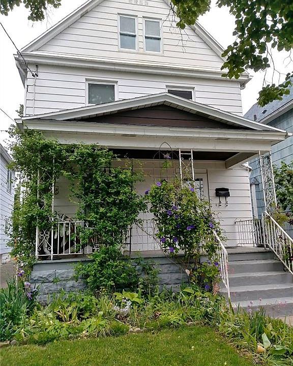 1st image of 35 Eckhert St