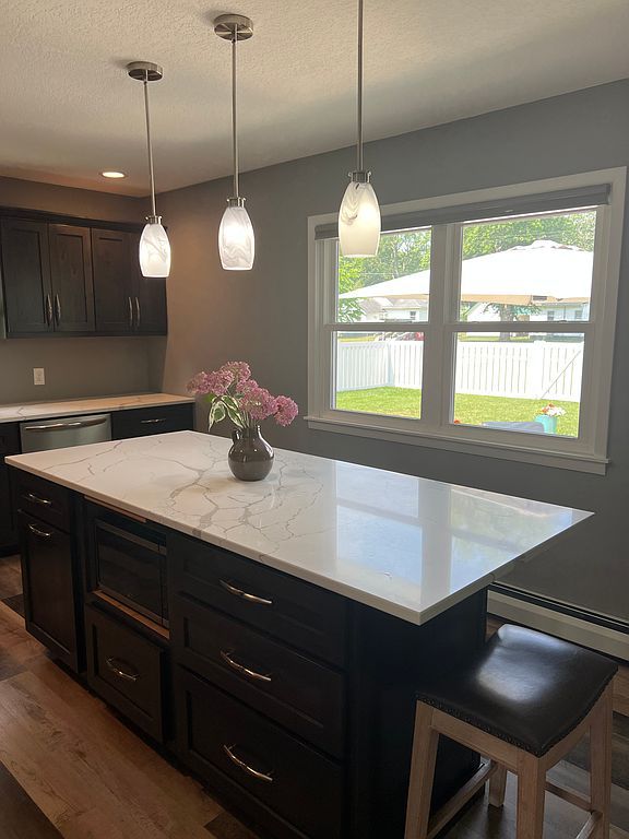 227 N East St - Property Image