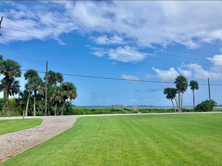 4325 S Tropical Trl — Photo 33