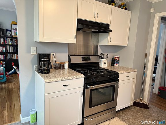 5th image of 131 Washington Avenue