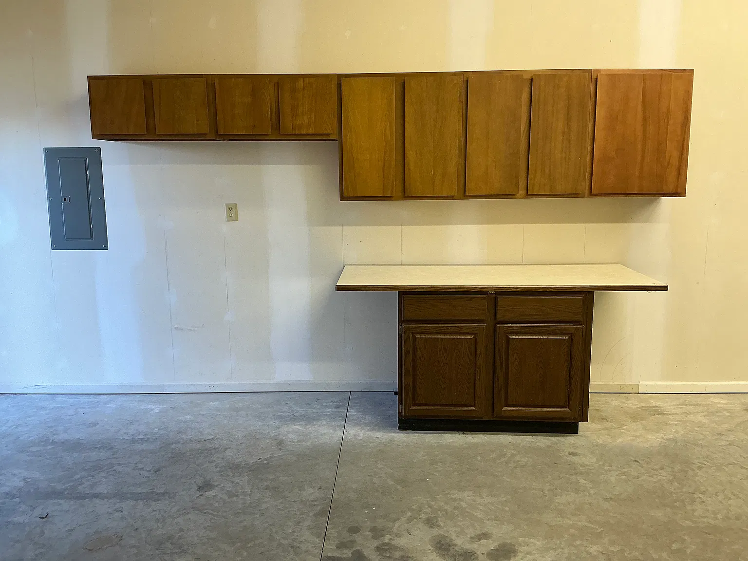 Studio, 800 sqft, $350 — Photo 4