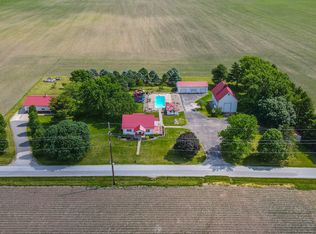 2833 E 1600 North Rd, Sheldon, IL 60966