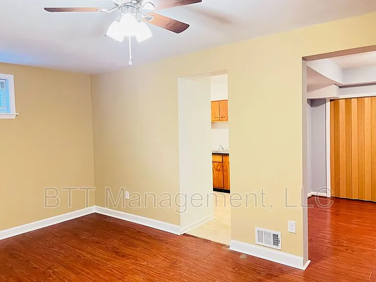 8717 Plymouth St #4 — Photo 11