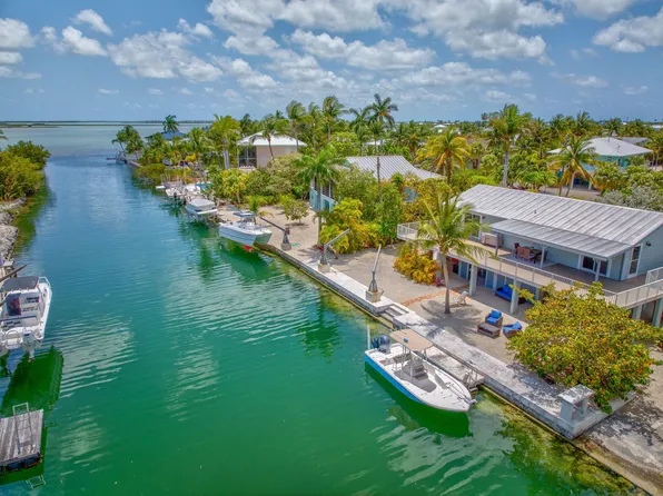 17126 Wahoo Ln, Sugarloaf Key, FL 33042