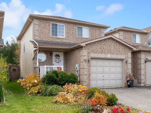301 Dunsmore Ln, Barrie, ON L4M 7A8