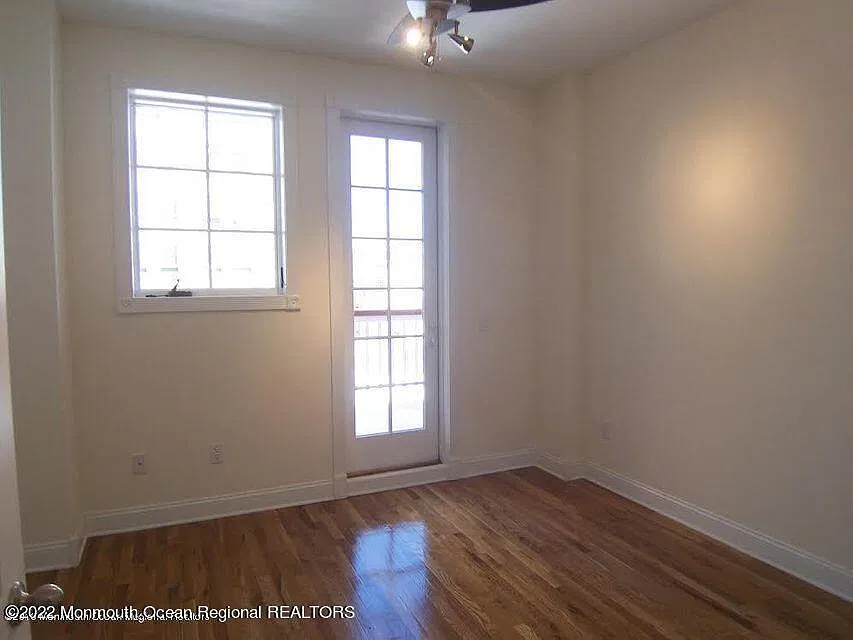 2 bed, 1373 sqft, $3,900 — Photo 4