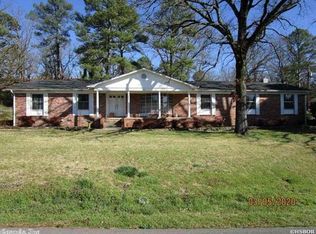 225 Television Hill Rd, Hot Springs, AR 71913