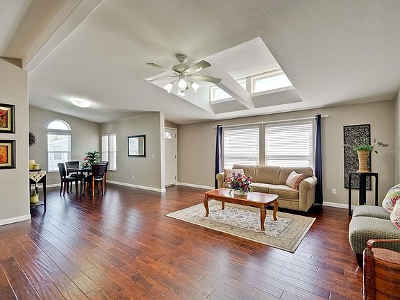 2nd image of 1225 Vienna Dr Spc 43