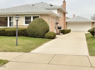 7646 Enfield Ave, Morton Grove, IL 60053