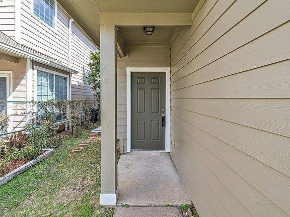 4th image of 5631 Stonecloud Ln