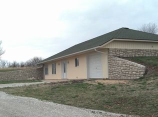 6288 W Veterans Blvd, Clever, MO 65631