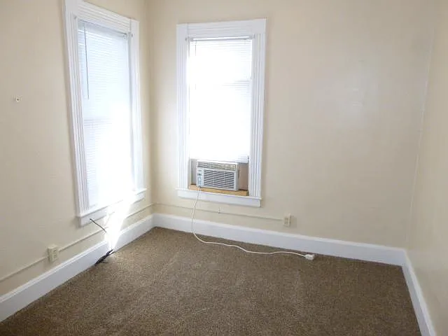 416 S Adams St — Photo 37