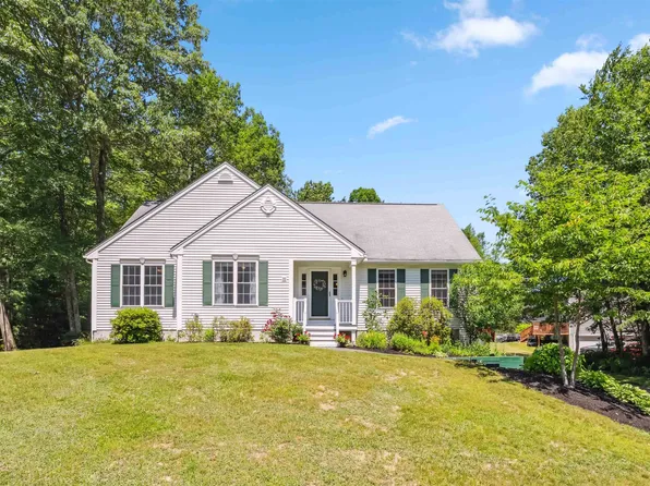 22 Drew Woods Drive, Derry, NH 03038