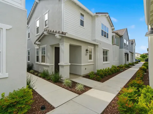 17373 Atwater Dr, Lathrop, CA 95330