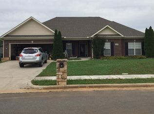 219 Hope Ridge Dr, New Hope, AL 35760