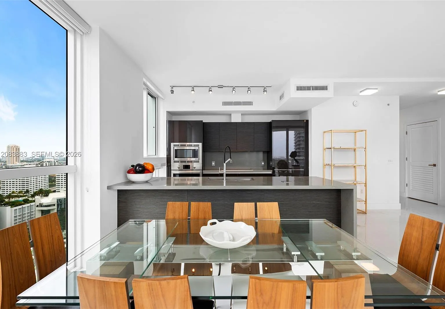 The Bondo (1080 Brickell) — Photo 4