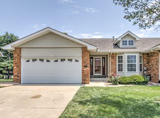 125 Braewood Cir, Saint Charles, MO 63301