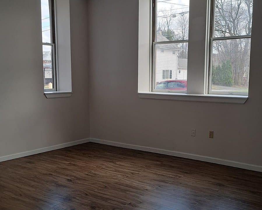 100 W High St Topton, PA, 19562 Apartments for Rent Zillow