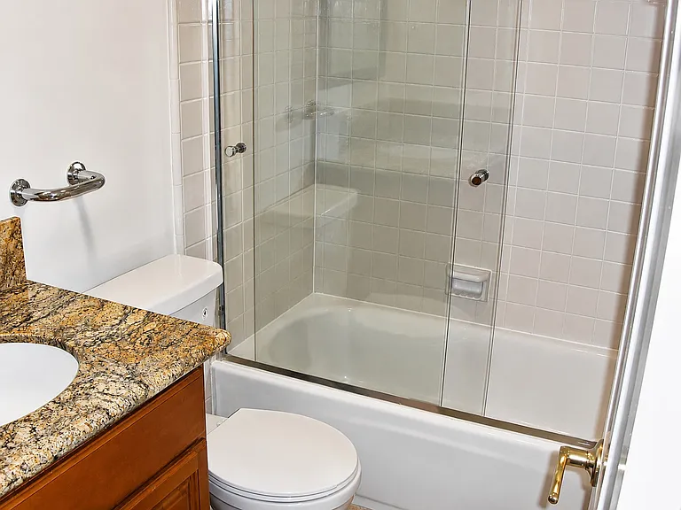 1807 Fremont Ave #102 — Photo 7