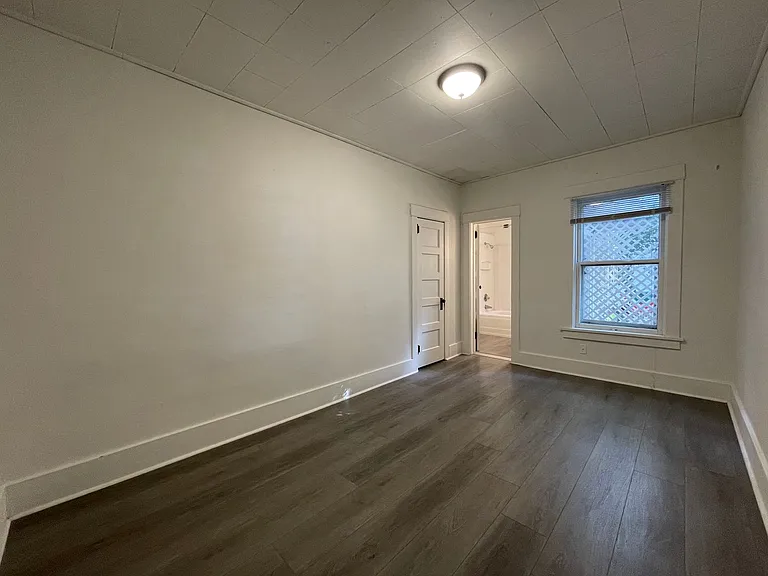 518 G Street Apartments! — Photo 7