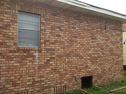 2nd image of 3138 Saint Anthony Ave