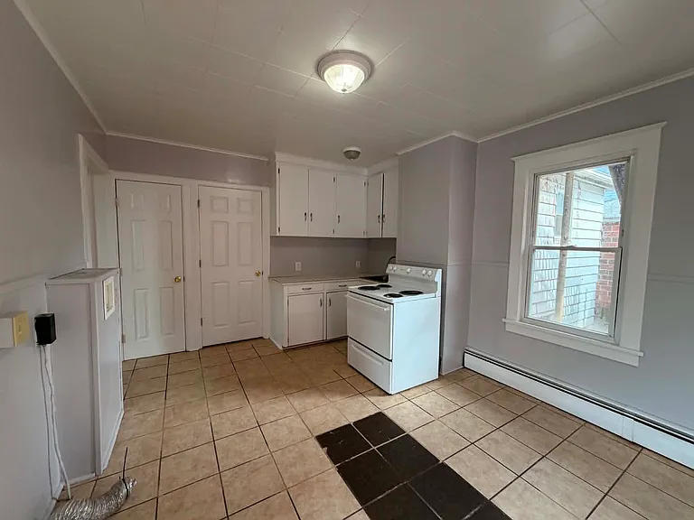 72 Franklin St #72 — Photo 4