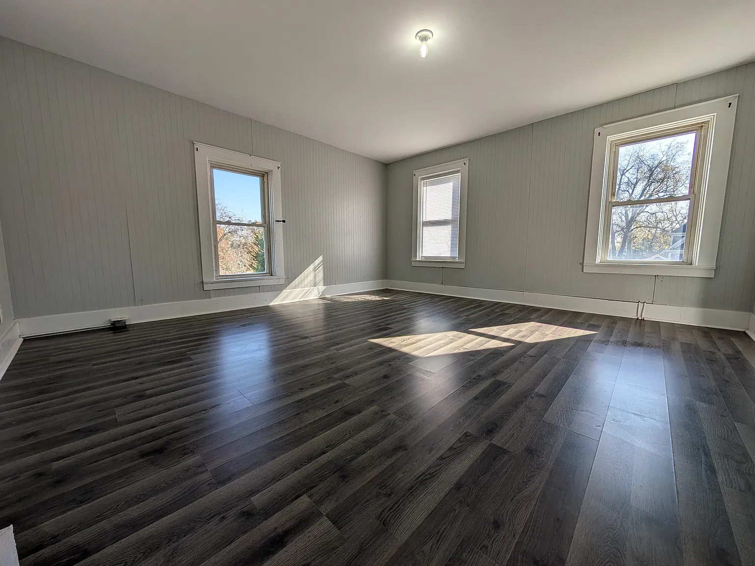 2 bed, 700 sqft, $900 — Photo 4