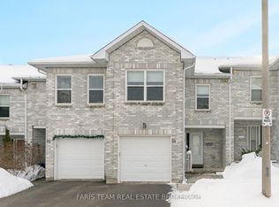 120 Dambrosio Dr #34, Barrie, ON L4N7W3