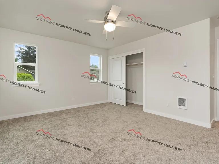 208 E Stella St #805-813 — Photo 13