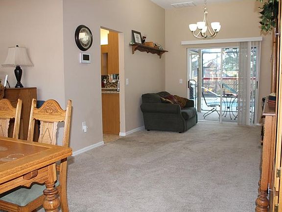 4th image of 316 Sterling Dr
