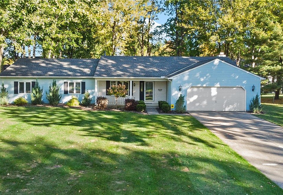 1st image of 32112 Bexley Cir