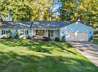 32112 Bexley Cir, Avon Lake, OH 44012