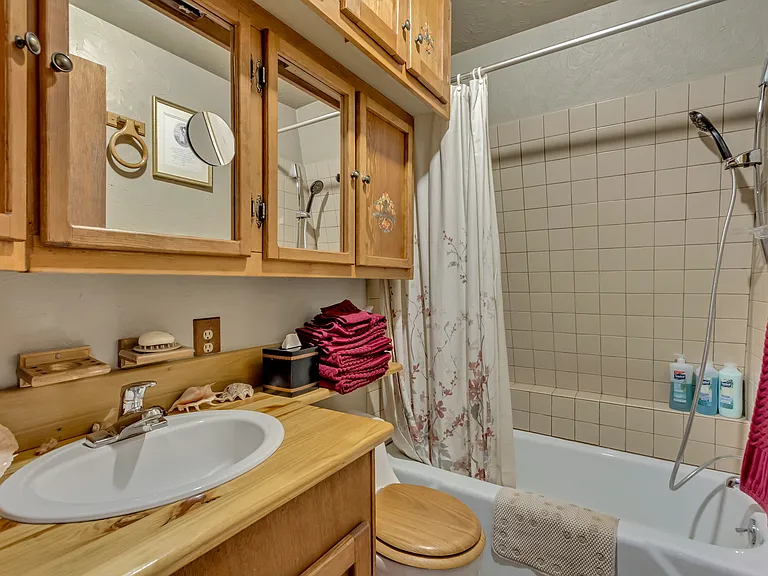 2607 N Viking Dr — Photo 23