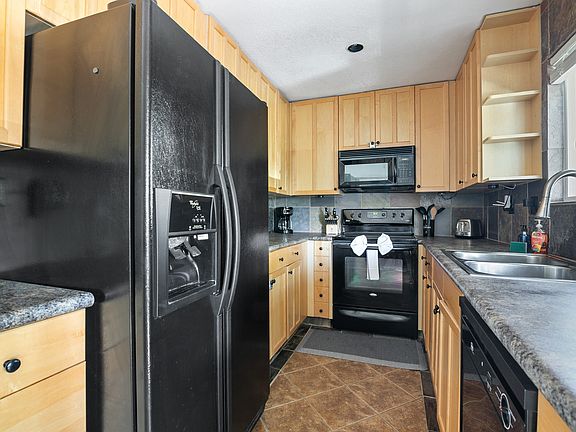 5th image of 4516 32nd St APT 4
