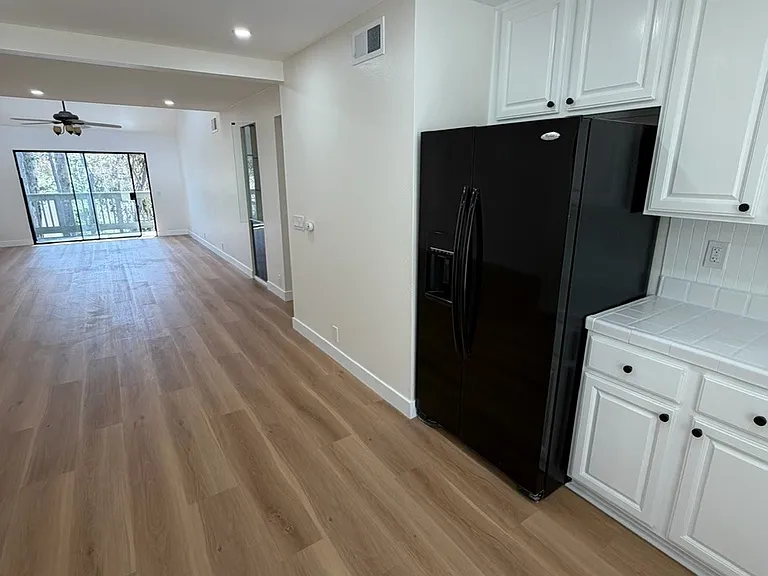 10359 Caminito Covewood — Photo 2