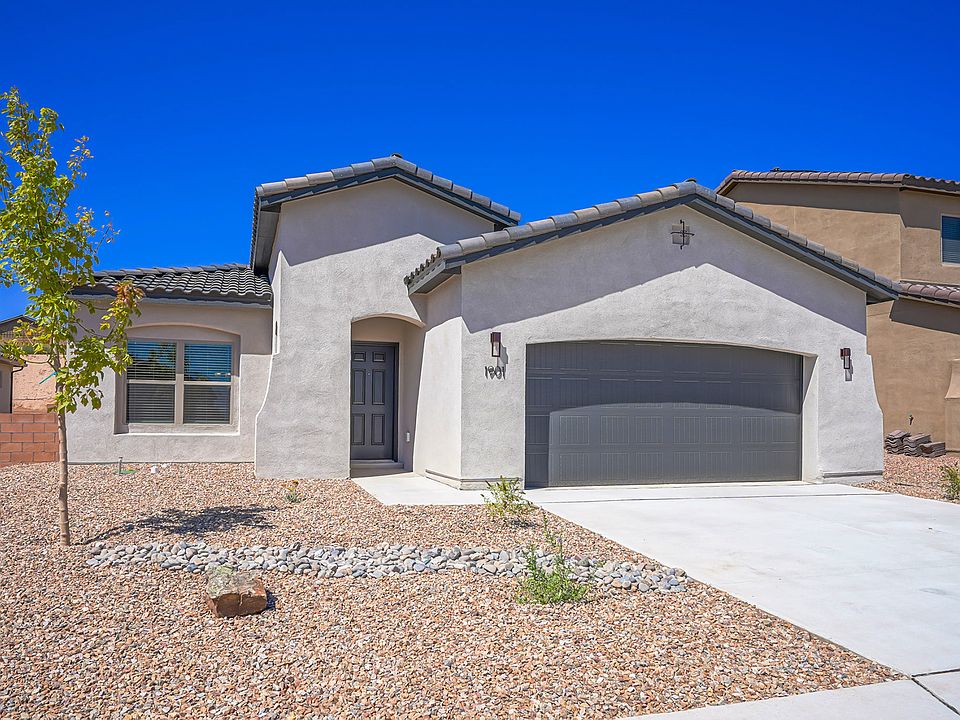 Front Exterior- The Tabitha Rancho Valencia