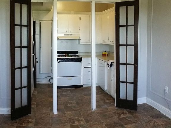 4th image of 3608 Castleman Ave #502