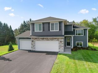 1362 Wisteria Ln, New Richmond, WI 54017