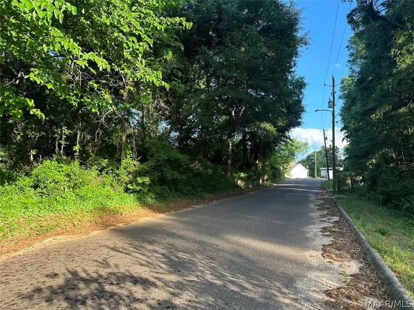 314 Mildred St, Ozark, AL 36360