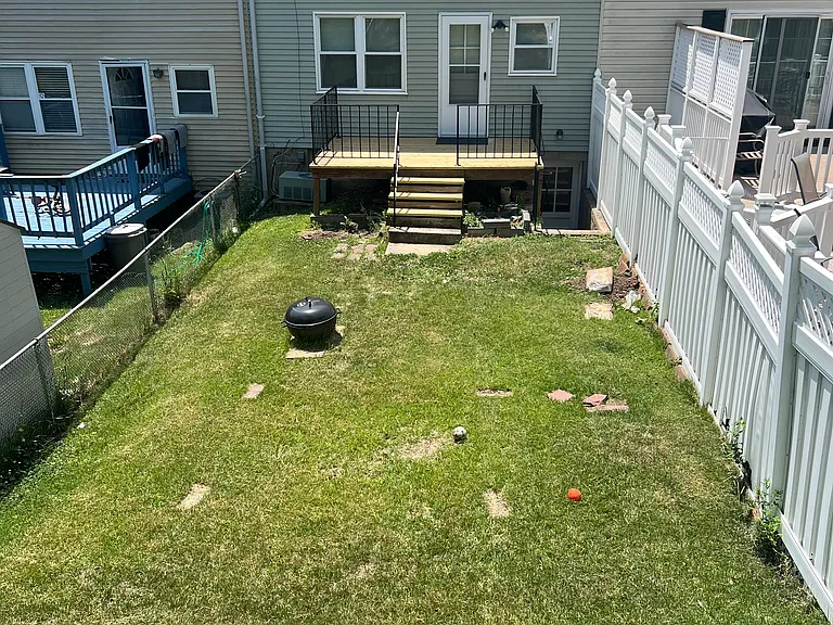 20 Odeon Ct — Photo 33