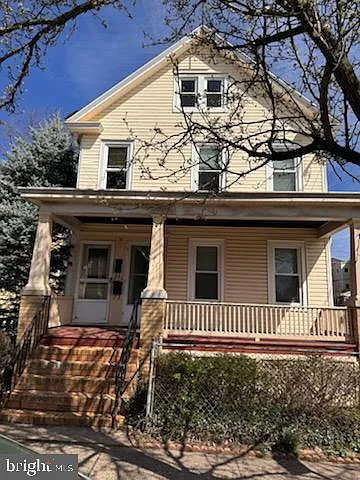 53 Wyckoff St photo 1