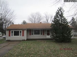 5771 Decker Rd, North Olmsted, OH 44070