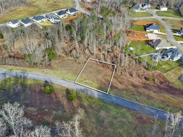 112 Willow Oak Dr, Oak Ridge, TN 37830