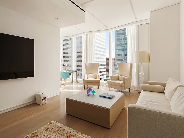 100 E 53rd St #39B — Photo 3