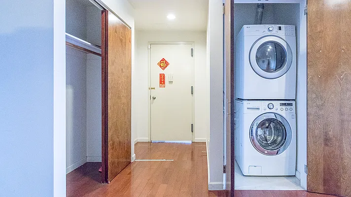 Rented by Century Homes Realty Group LLC | media 8