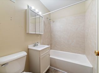 1019 W Arrowhead Rd, Duluth, MN 55811