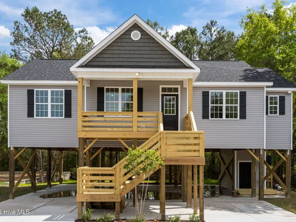 1058 Chadwick Shores Drive, Sneads Ferry, NC 28460