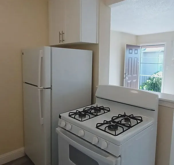 2501 Edison Ave #32 — Photo 11