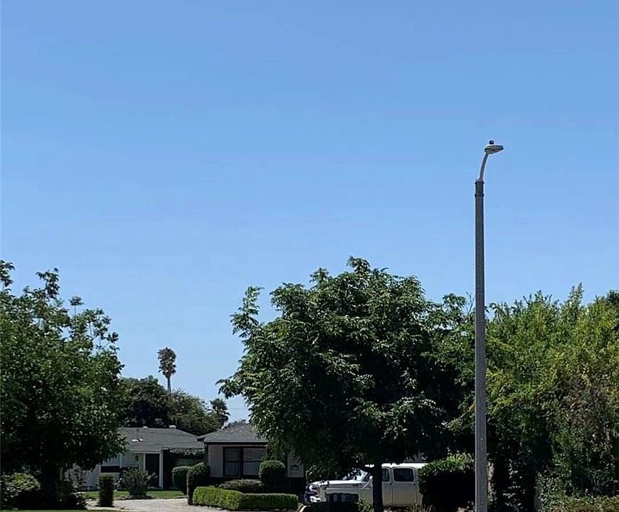 2nd image of 5611 Encinita Ave