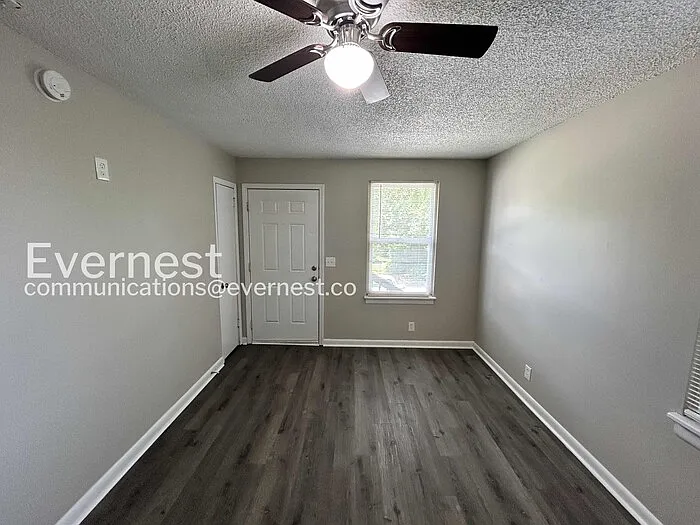 1176 Sioux Ter — Photo 4
